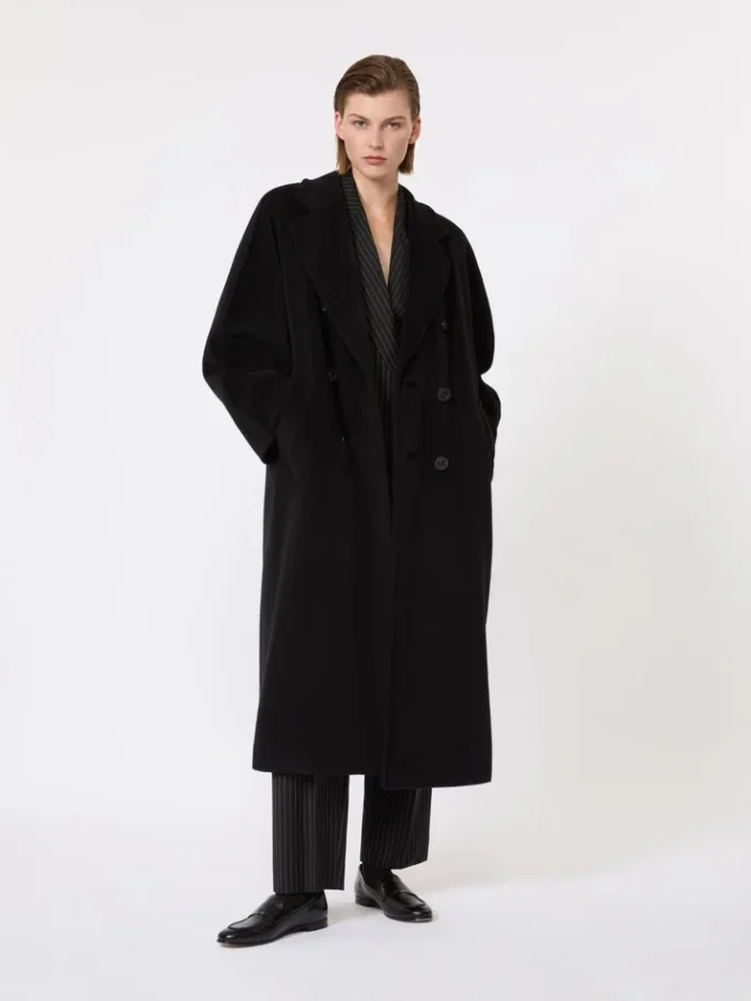 101801 Icon Coat, sort