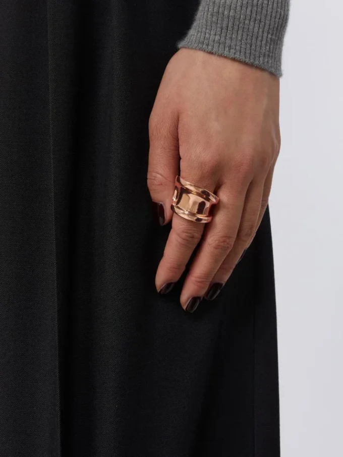 Asymmetrisk metalring, bronze