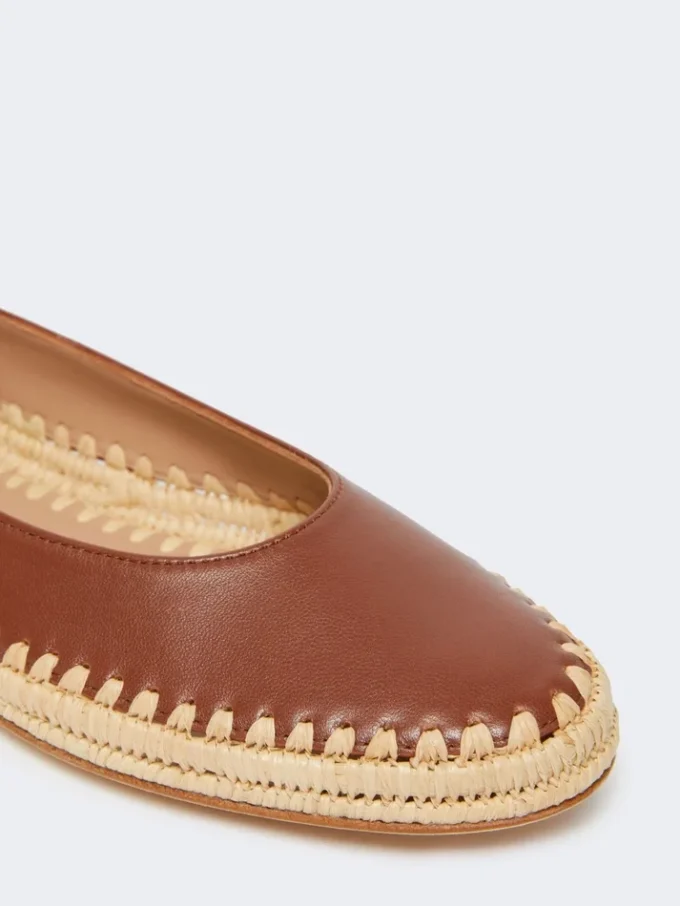 Ballerinasko i nappa og raffia, tobak