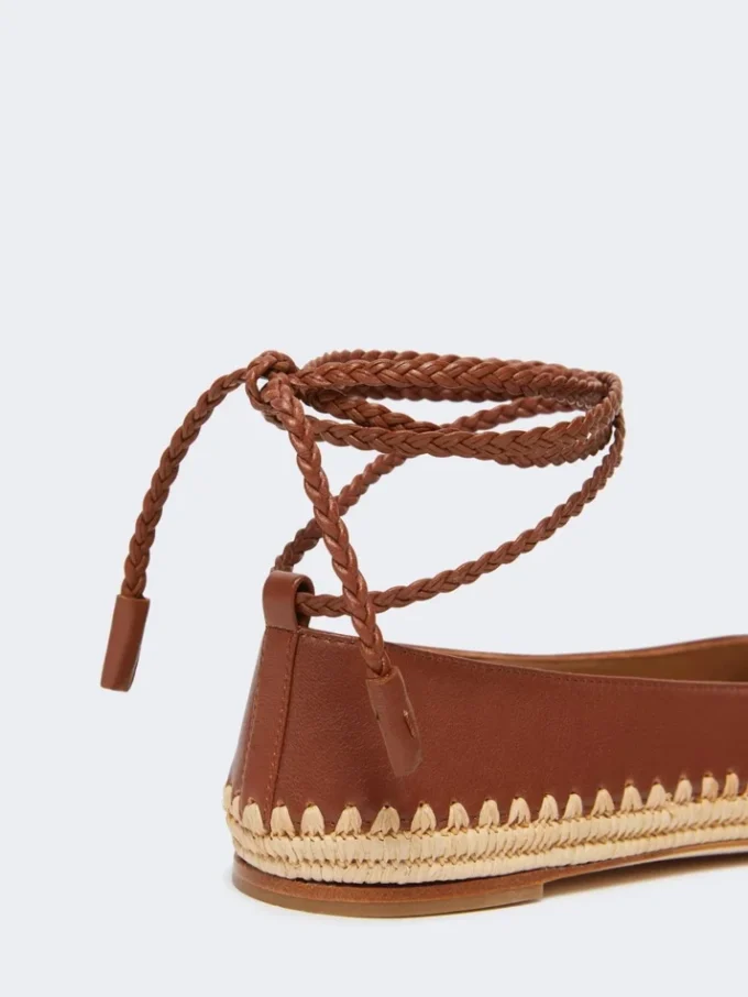 Ballerinasko i nappa og raffia, tobak