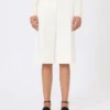Bermudashorts i viskose-crepe-jersey, hvid Bermudashorts i viskose-crepe-jersey, hvid
