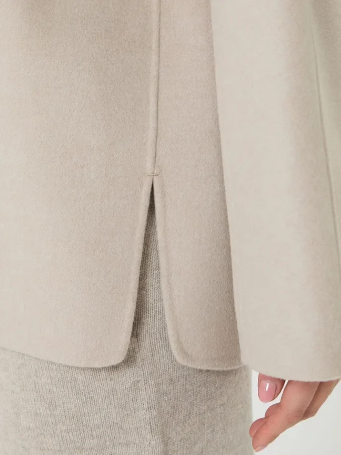 Bluse i bredvævet uld, beige