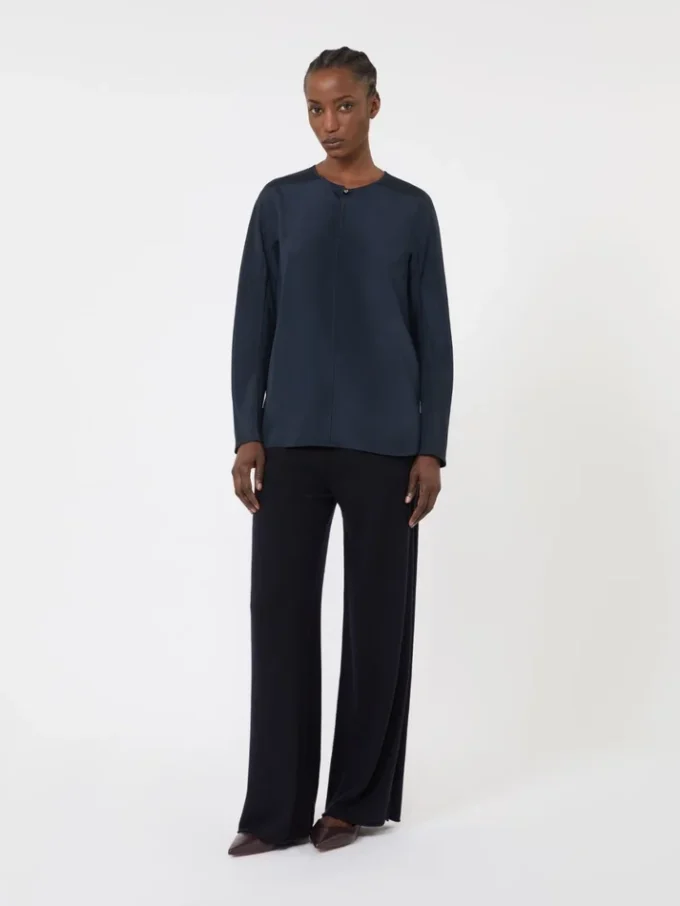 Bluse i silke crepe de chine, ultramarin Bluse i silke crepe de chine, ultramarin