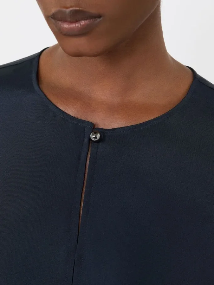 Bluse i silke crepe de chine, ultramarin Bluse i silke crepe de chine, ultramarin