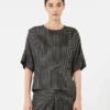 Bluse i trykt silke, sort hvid Bluse i trykt silke, sort hvid