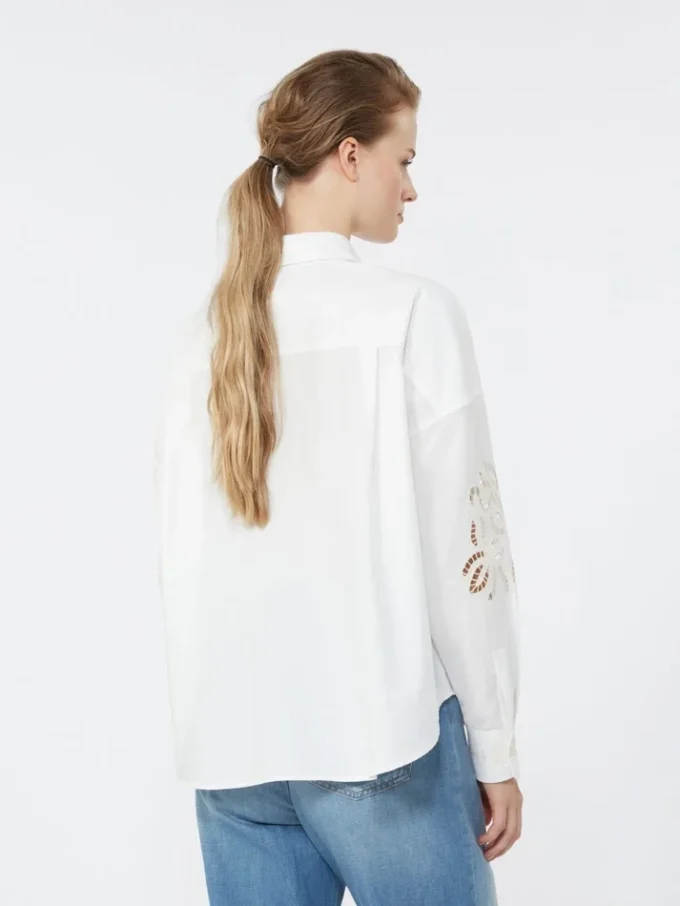 Bomuldsbluse med blonder og broderier, hvid Bomuldsbluse med blonder og broderier, hvid