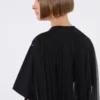 Bomuldst-shirt med plisseret ryg, sort Bomuldst-shirt med plisseret ryg, sort