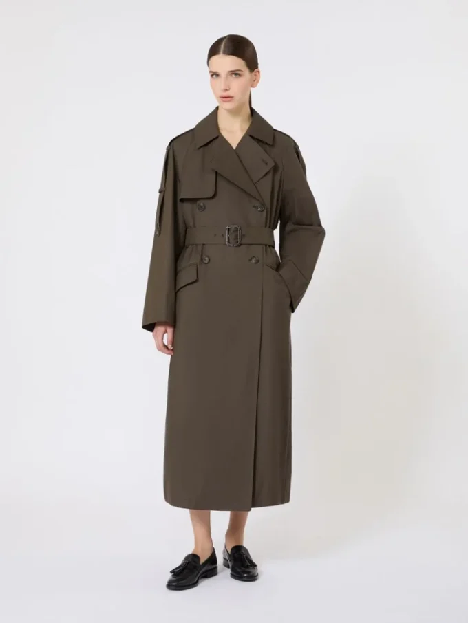 Bred vandafvisende trenchcoat i twill, grøn Bred vandafvisende trenchcoat i twill, grøn