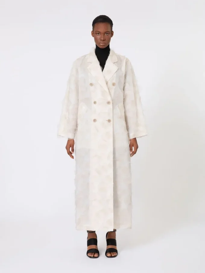 Dobbeltknappet overfrakke i fil coupa-jacquard, sand Dobbeltknappet overfrakke i fil coupa-jacquard, sand