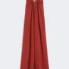 Faldende jumpsuit i envers-satin, rød Faldende jumpsuit i envers-satin, rød