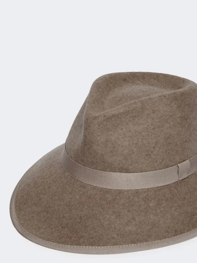 Hue i uldfilt, beige Hue i uldfilt, beige