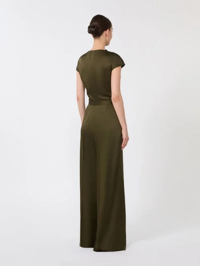 Jumpsuit i Envers-satin, mosgrøn Jumpsuit i Envers-satin, mosgrøn