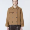 Kort vandafvisende trenchcoat i twill, brun Kort vandafvisende trenchcoat i twill, brun