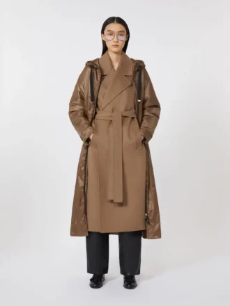 Lang, vandafvisende, polstret parka i canvas, tobak
