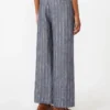 Linenbukser i denim-look med nålestriber, ultramarin Linenbukser i denim-look med nålestriber, ultramarin