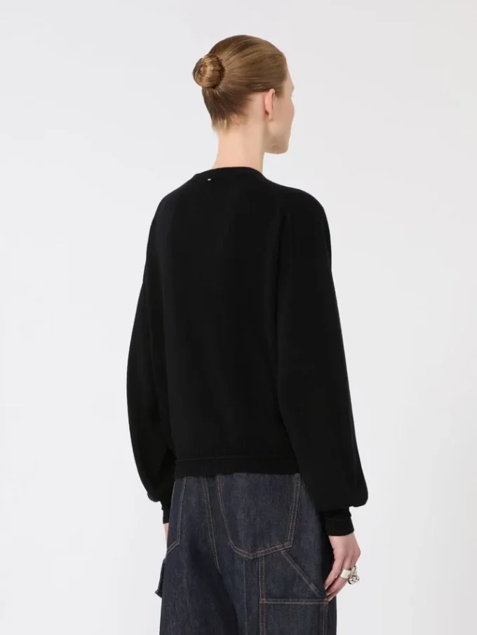 Løstsiddende sweater i uld og kashmir, sort Løstsiddende sweater i uld og kashmir, sort