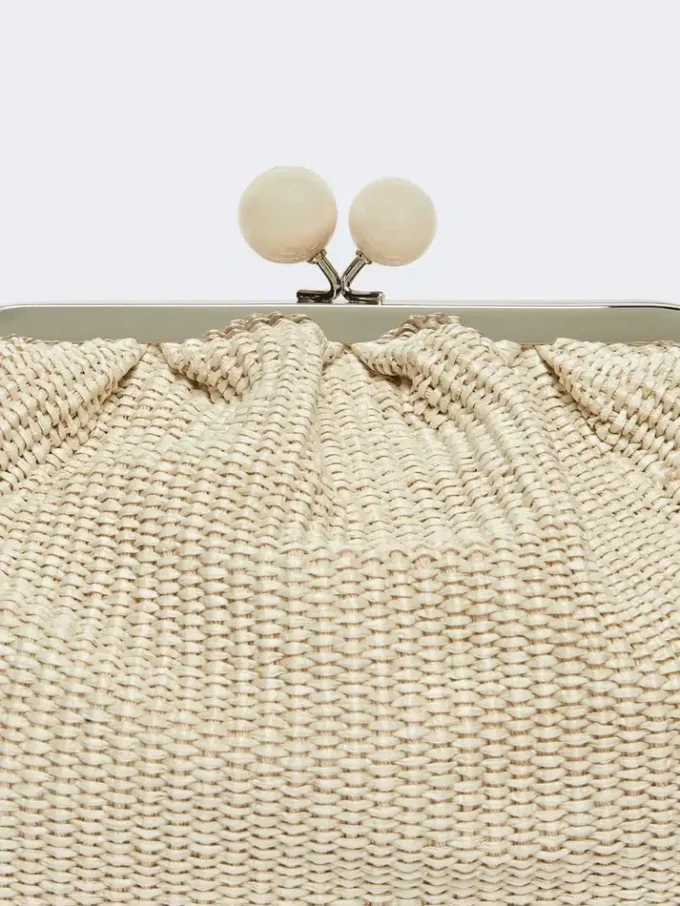 Mellemstor pasticcino-taske med raffia-effekt, turtledove Mellemstor pasticcino-taske med raffia-effekt, turtledove