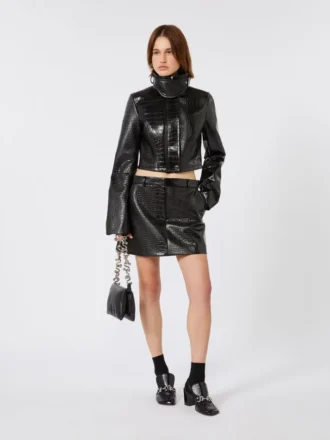 miniskirt i laklaeder med alligatorlook sort 1 330x440 - Miniskirt i lakl&aelig;der med alligatorlook, sort