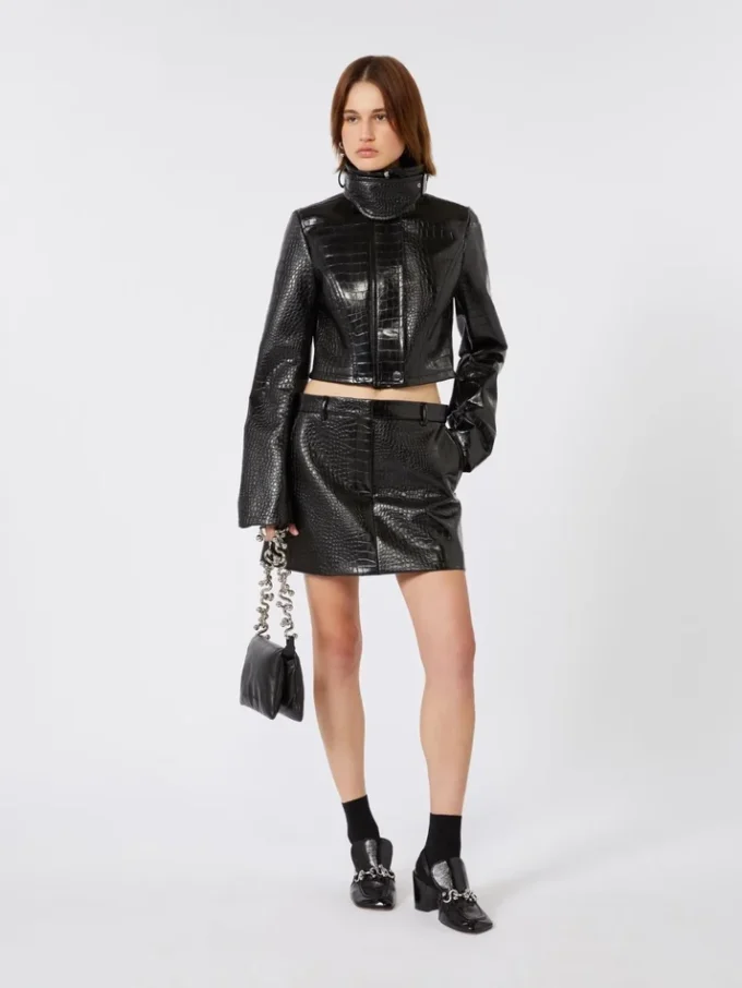 Miniskirt i laklæder med alligatorlook, sort Miniskirt i laklæder med alligatorlook, sort