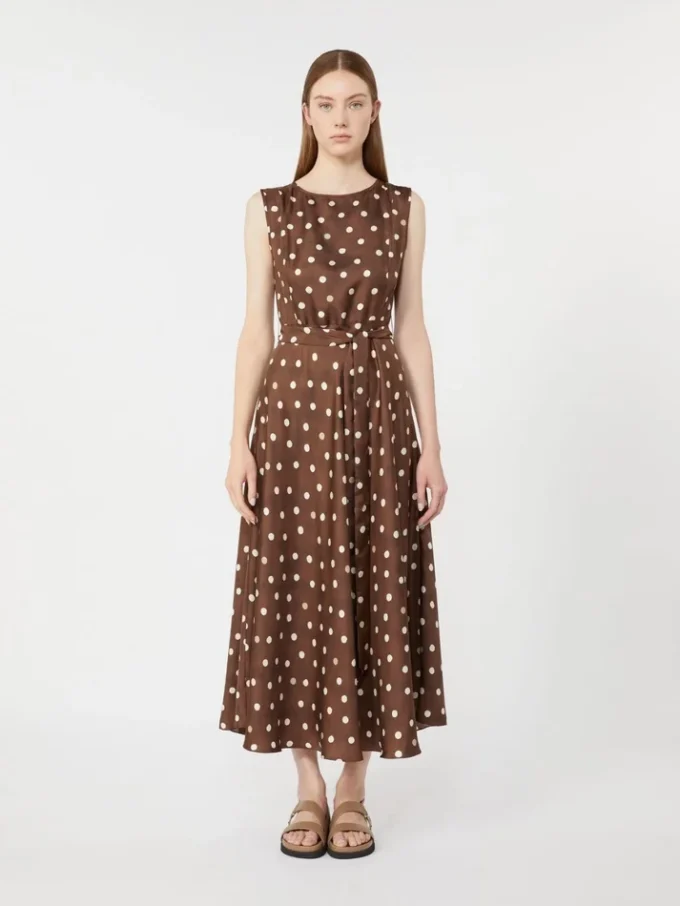 Mønstret twill-kjole, brun Mønstret twill-kjole, brun