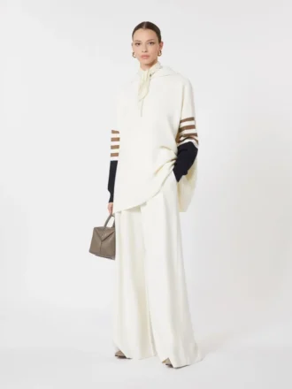 Oversized sweater i uldstrik, elfenben