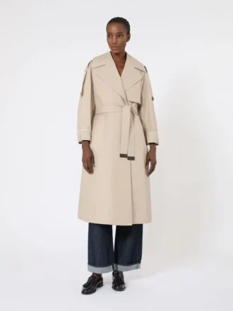 Oversized vandafvisende trenchcoat i twill, sand Oversized vandafvisende trenchcoat i twill, sand
