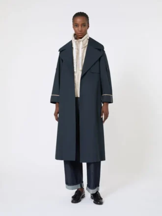 Oversized vandafvisende trenchcoat i twill, ultramarin Oversized vandafvisende trenchcoat i twill, ultramarin