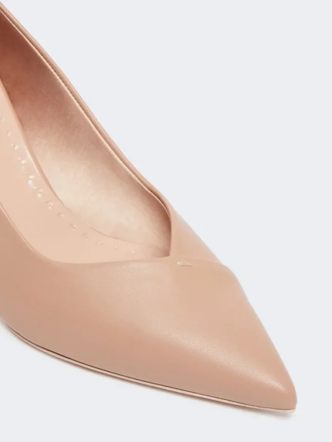 Pumps i nappalæder, pudderfarve Pumps i nappalæder, pudderfarve