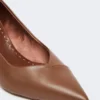 Pumps i nappalæder, tobak