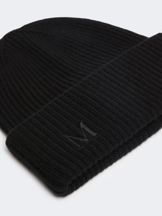 Ribstrikket kasmir-beanie, sort Ribstrikket kasmir-beanie, sort