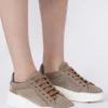 Ruskindssneakers, mud