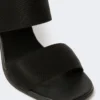 Sandaler i kalveskind og elastisk bånd, sort Sandaler i kalveskind og elastisk bånd, sort