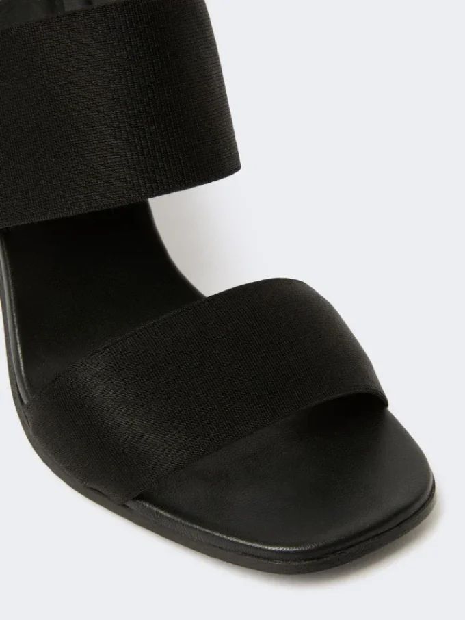 Sandaler i kalveskind og elastisk bånd, sort Sandaler i kalveskind og elastisk bånd, sort