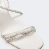 Sandaler i satin og rhinestones, elfenben Sandaler i satin og rhinestones, elfenben