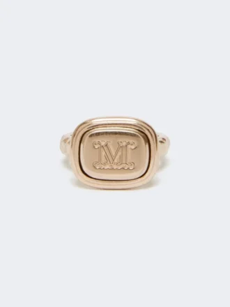Signetring i metal, guld Signetring i metal, guld