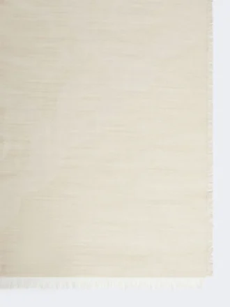 Sjal i jacquard af silke, kashmir og uld, beige Sjal i jacquard af silke, kashmir og uld, beige
