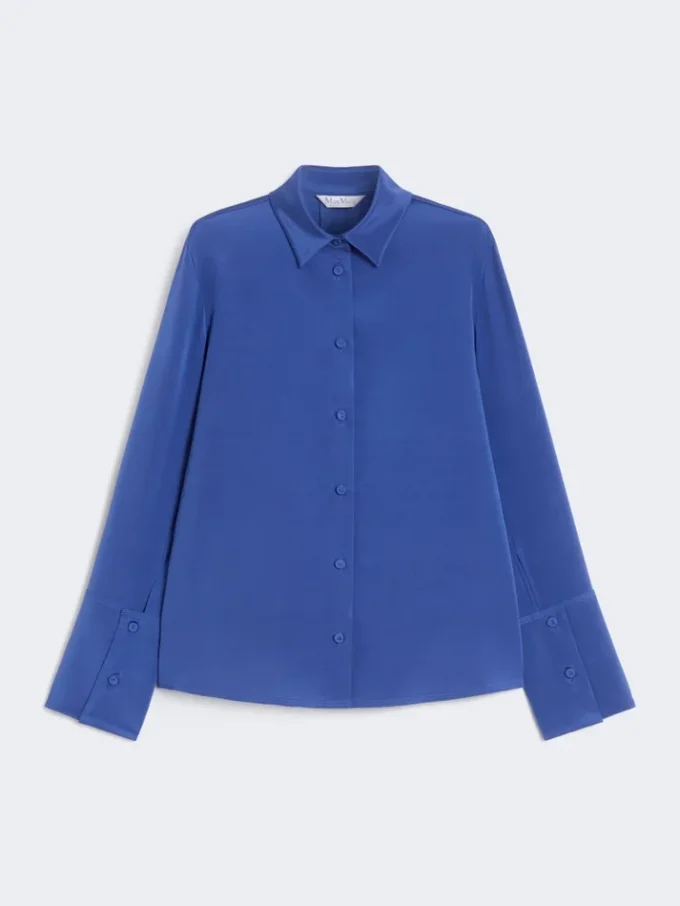 Skjorte i silke crepe de chine, kornblå Skjorte i silke crepe de chine, kornblå