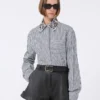 Stribet, kort poplin-skjorte, sort Stribet, kort poplin-skjorte, sort