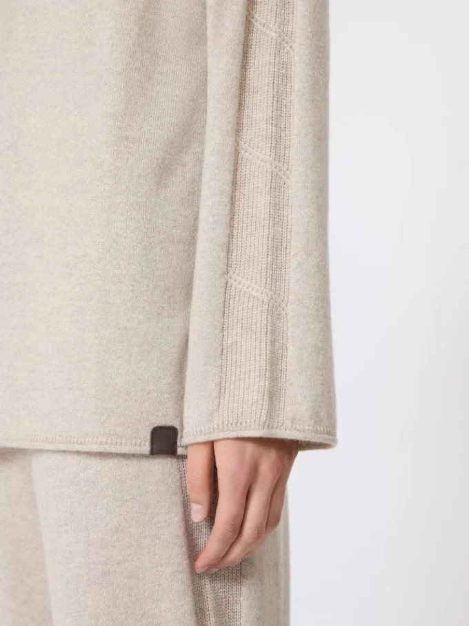 Sweater i kashmirgarn, beige