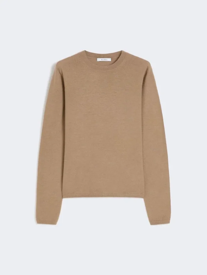 Sweater i kashmirgarn, hasselnøddebrun Sweater i kashmirgarn, hasselnøddebrun