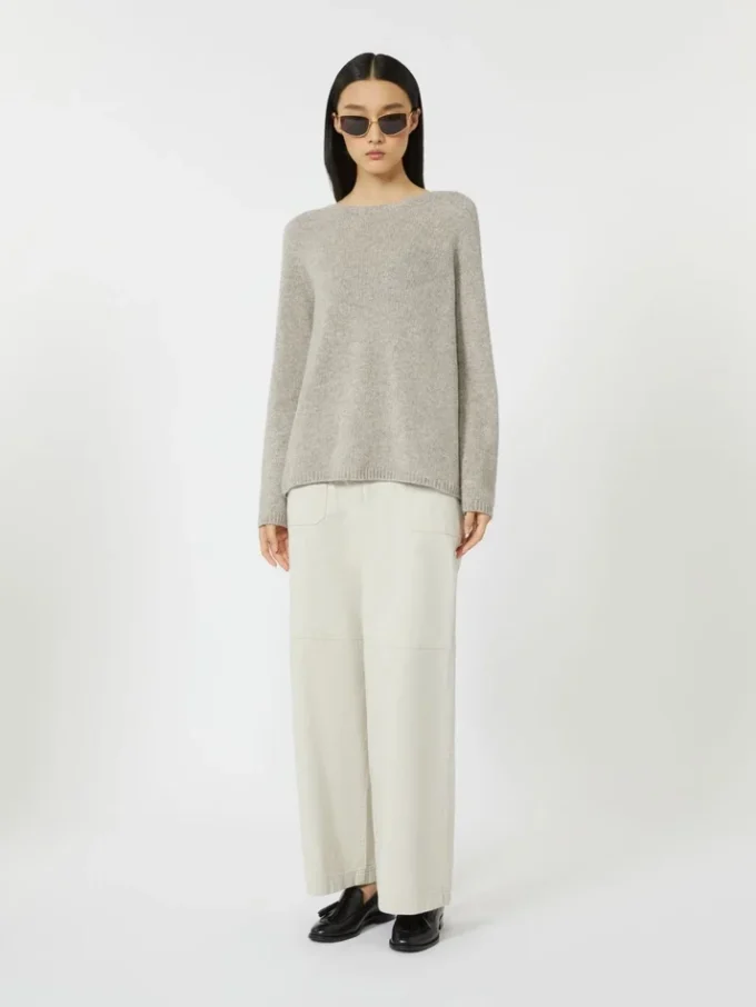 Sweater i uld og kashmirgarn, beige Sweater i uld og kashmirgarn, beige