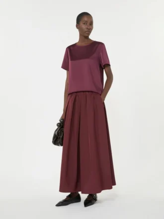 T-shirt i satin og jersey, bordeaux