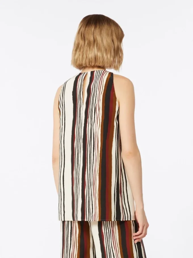 Top i trykt silkecrepe de chine, murstensrød Top i trykt silkecrepe de chine, murstensrød