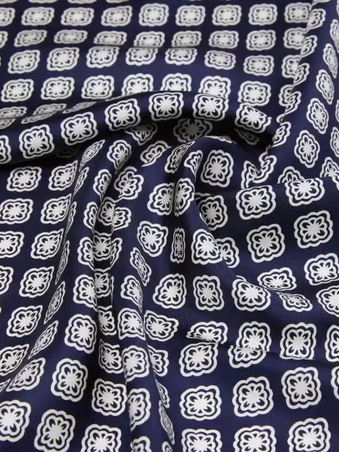 Trykt silkefoulard, mudder Trykt silkefoulard, mudder