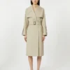 Vandafvisende trenchcoat i twill med bælte, sand Vandafvisende trenchcoat i twill med bælte, sand