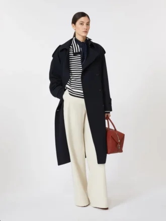 Vandafvisende trenchcoat i uldgabardin, ultramarin Vandafvisende trenchcoat i uldgabardin, ultramarin